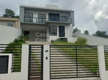 Casa · 153m² · 3 Quartos · 2 Vagas · Casa à venda no bairro Primeiro de Maio - Brusque/SC