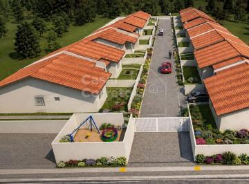 Casa · 69m² · 2 Quartos · 1 Vaga · Casa à venda no bairro Holstein - Guabiruba/SC