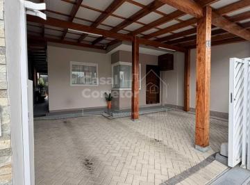 Casa · 70m² · 3 Quartos · 2 Vagas · CASA 1 SUITE MAIS 2 QUARTOS E ÁREA DE FESTAS