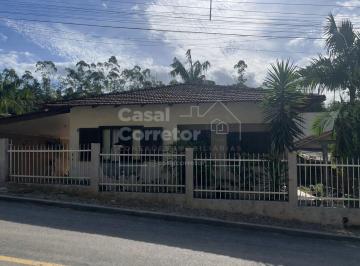Casa · 3 Quartos · 2 Vagas · Casa à venda no bairro Limeira - Brusque/SC