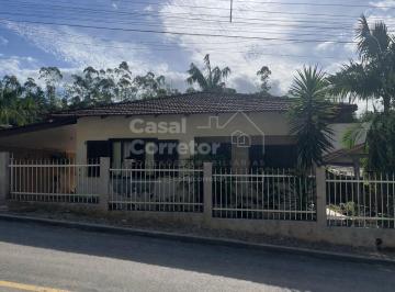 Casa · 3 Quartos · 2 Vagas · Casa à venda no bairro Limeira - Brusque/SC