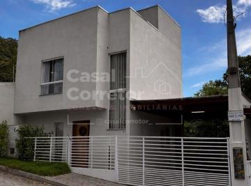 Casa · 64m² · 2 Quartos · 1 Vaga · Casa à venda no bairro Cedrinho - Brusque/SC