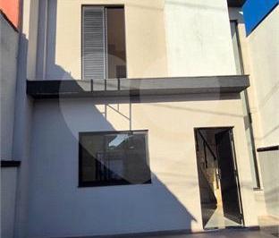 Imagem Principal · Sobrado à venda com 3 quartos, sendo 1 suíte, em Conjunto São Sebastião, Mogi das Cruzes