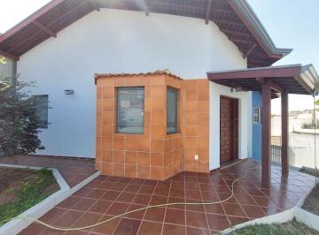 Casa · 166m² · 3 Quartos · 6 Vagas · Casa para alugar em Alto Taquaral de 166.00m² com 3 Quartos, 1 Suite e 6 Garagens