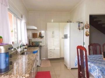 Casa · 220m² · 3 Quartos · 2 Vagas · Casa para venda em Bairro Inválido de 220.00m² com 3 Quartos, 1 Suite e 2 Garagens