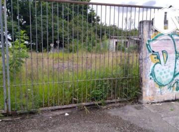 908f8a031bc8317e573f2ff5e57769c7b84f8b5e · Terreno com 1.500 m2, bairro proxímo ao centro !!!