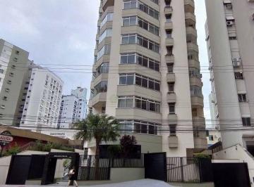 053ab5393a950310b0a89de5b61baf3def275b6b · Apartamento com 4 quartos e 2 vagas no Centro de Florianópolis.