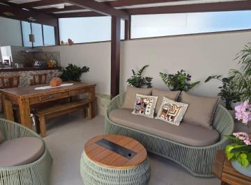 ffc284bdeb439f77d987210a47406c244100ab16 · Apartamento Garden com 4 quartos e 2 vagas no Centro de Florianópolis.