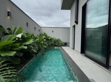 Casa de 3 quartos, Rio de Janeiro · Oportunidade Única: Luxo e Sofisticação em Cada Ambiente