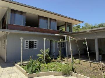 Casa · 282m² · 3 Quartos · 3 Vagas · Oportunidade unica