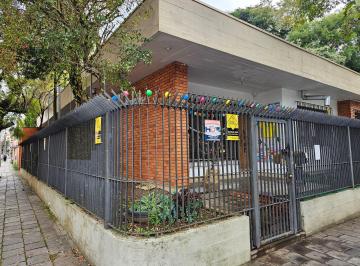Casa de 5 quartos, Caxias do Sul · Excelente casa para negócio em terreno de esquina central
