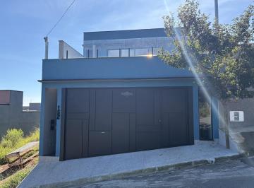 Casa · 180m² · 2 Quartos · Casa à venda - em Condomínio Villa Verde Bragança