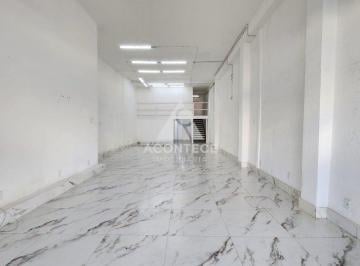 Comercial · 216m² · EXCELENTE LOJA ''FRENTE PARA AVENIDA'' - TERCEIRA AVENIDA - NUCLEO BANDEIRANTE