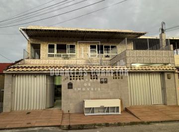 Casa · 220m² · 7 Quartos · 2 Vagas · Três Casas em Tejipio | 7 Quartos, 4 Banheiros, 2 Vagas de Garagem.