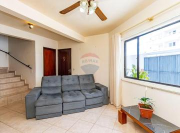 Casa · 73m² · 3 Quartos · Sobrado com 3 quartos, 2 vagas de garagem –Pedro Moro, São José Dos Pinhais - PR R$ 550.000,00