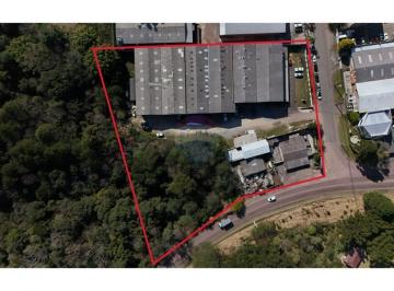 Comercial · 2880m² · 91 Vagas · Terreno com Barracões 8.111m² - Cidade Industrial de Curitiba