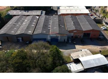 Comercial · 2880m² · 91 Vagas · Terreno com Barracões 8.111m² - Cidade Industrial de Curitiba