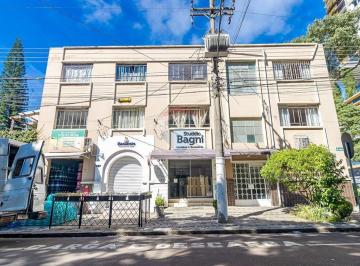 Apartamento · 140m² · 3 Quartos · 1 Vaga · Apartamento bem espaçoso com varanda, 3 Quartos com suíte, 140 m² e 1 vaga de garagem no Juvevê - R$