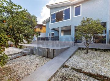 Casa · 180m² · 4 Quartos · 3 Vagas · Casa à venda - com 4 quartos - área útil de 180m² - amplo quintal - no Campo Pequeno - Colombo.