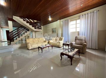 Casa · 376m² · 3 Quartos · 2 Vagas · OPORTUNIDADE ÚNICA, CASA NO CONDOMÍNIO ALVORADA II