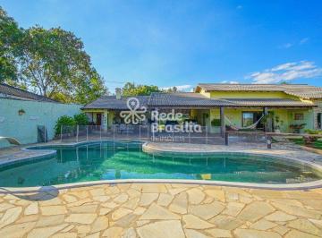 Casa · 570m² · 3 Quartos · 4 Vagas · SMLN MI 12, Casa à venda com vista para o lago, 3 suítes, lazer completo, condomínio Porto Seguro, S
