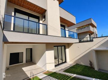 Casa · 294m² · 3 Quartos · 2 Vagas · Triplex com 3 suítes no Campina do Siqueira