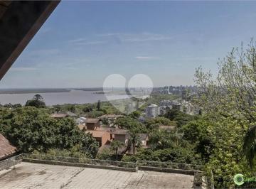 Casa · 195m² · 3 Quartos · 2 Vagas · Condomínio com 3 quartos à venda em Menino deus - RS