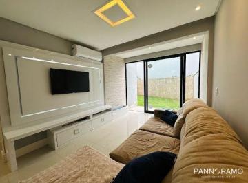 Apartamento · 105m² · 2 Quartos · 2 Vagas · Apartamento Mobiliado com área externa, 105 m² - Praia dos Amores - Balneário Ca