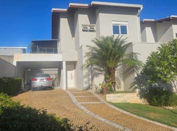 Casa de 3 quartos, Jaguariúna · Viva com o máximo de conforto e tecnologia no coração de Jaguariúna! Condomínio Manacá com 03 suítes
