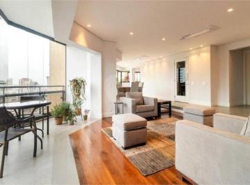 Apartamento de 4 quartos, São Paulo · Apartamento em Andar Alto com Vista Panorâmica e 4 Dormitórios em Higienópolis