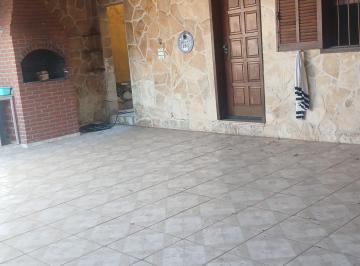 Casa de 4 quartos, Contagem · Casa de 120 m² com 4 quartos em aluguel em Jardim Califórnia