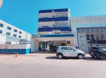Apartamento de 2 quartos, Brasília · EXCELENTE KIT NA 504 SUL - LOCALIZAÇÃO ÍMPAR
