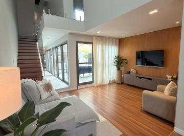 Casa de 3 quartos, Cotia · Ótima casa a venda condominio Cotia - SP -