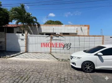 Casa · 200m² · 3 Quartos · 2 Vagas · Casa em Água Fria, 3 quartos e com excelente localização