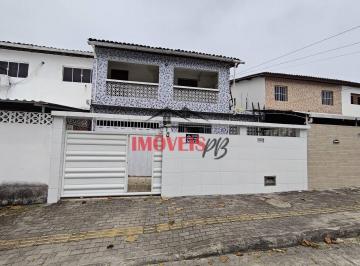 Casa · 4 Quartos · 1 Vaga · Casa no Valentina com 4 quartos e excelente localização