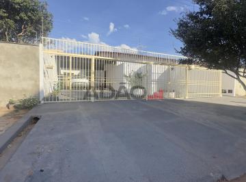 imagem-1 · Casa à venda no Parque Amazônia, Goiânia — 3 quartos (1 suíte), lote de 420 m² com edícula e potenci