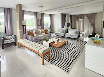 Casa · 320m² · 5 Quartos · 4 Vagas · Casa 5 Quartos 320m² com Piscina - Coqueiros