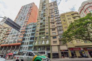 Apartamento · 83m² · 2 Quartos · Apartamento em Centro Histórico