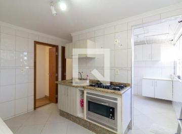 Localizado na vibrante cidade de São Paulo, este apartamento oferece um espaço i · Apartamento à Venda - Itaquera, 3 Quartos, 48 m2