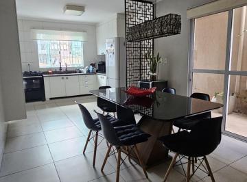 5030e5d0-4f03-4a61-b564-bfa53ae69d87 · Versátil sobrado para venda em Vila Nova Mazzei com 4 quartos, sendo 4 suítes, 195m²