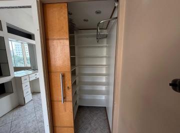 c8bc33c8-f820-4e57-82c7-d009f4373529 · Confortável apartamento para venda em Campos Elíseos com 3 quartos, sendo 1 suíte, 110m²