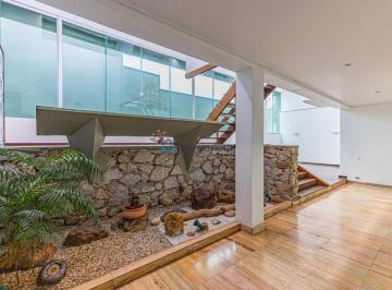 Casa · 350m² · 3 Quartos · 3 Vagas · Casa a venda na Aclimação projetada por João Batista Vila Nova, uma obra de arte que você pode morar