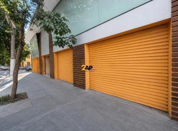 Comercial · 680m² · 6 Vagas · Ponto Comercial de Alto Padrão em Perdizes, São Paulo-SP: 3 Banheiros, 6 Vagas, 680m² de Área!
