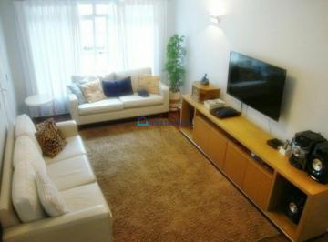 Casa · 130m² · 3 Quartos · 2 Vagas · Casa à venda próximo ao Aeroporto de Congonhas.