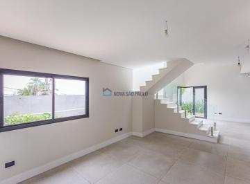 Casa · 215m² · 4 Quartos · 3 Vagas · Casa Nova em Condomínio | 4 Suítes | Piscina Privativa | Jardim Prudência.