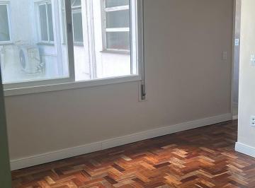 Apartamento en Venda de 1 quarto Centro Histórico · Apartamento reformado de 43,23 m², 1 dormitório no Centro Histórico