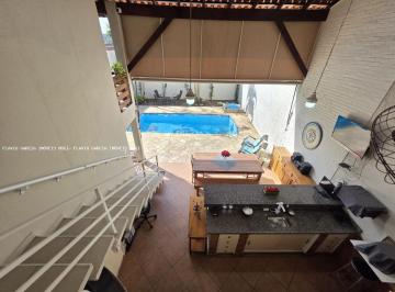 Casa · 244m² · 4 Quartos · 4 Vagas · Casa para venda em Jardim Universo de 244.00m² com 4 Quartos, 4 Suites e 4 Garagens
