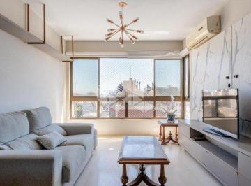 Apartamento · 89m² · 3 Quartos · 2 Vagas · Apartamento com 3 quartos e 89m² à venda em Menino Deus, Porto Alegre.