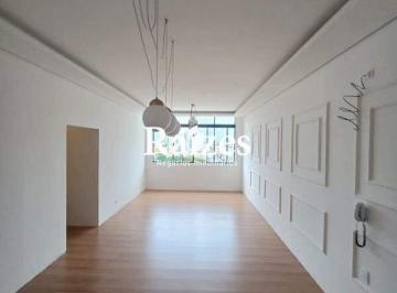 Apartamento · 120m² · 3 Quartos · Apartamento Totalmente Reformado com 120m² no bairro Centro com parte Elétrica e Hidráulica Novas
