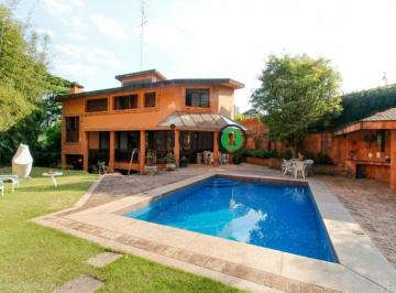 Casa · 1000m² · 4 Quartos · 6 Vagas · Casa a venda em Rua fechada  no Morumbi com 4 quartos